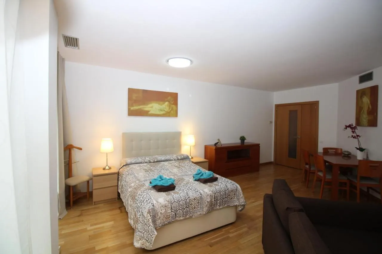 Rooms Gran Via Barcelona 0*,