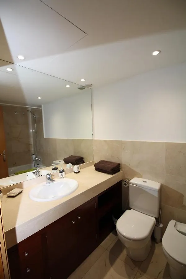 홈스테이 Rooms Gran Via 바르셀로나