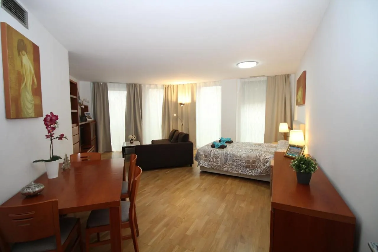 Rooms Gran Via 바르셀로나 홈스테이