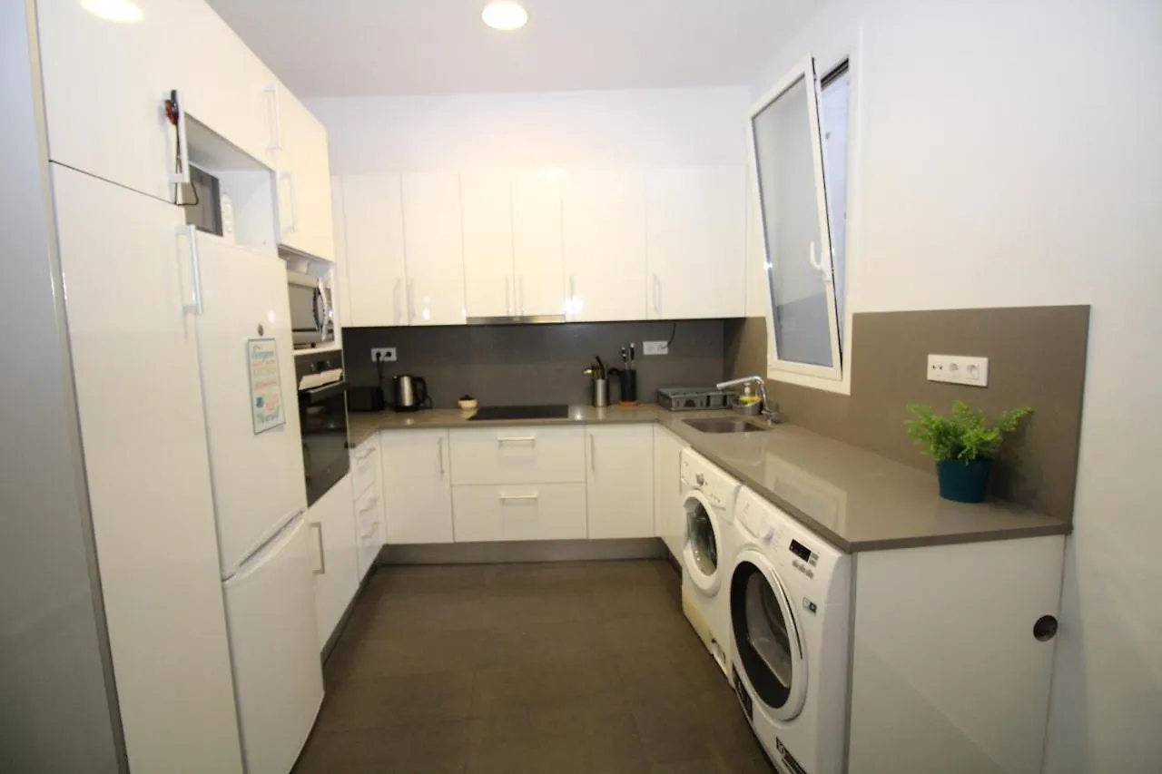 Homestay Rooms Gran Via Barcelona
